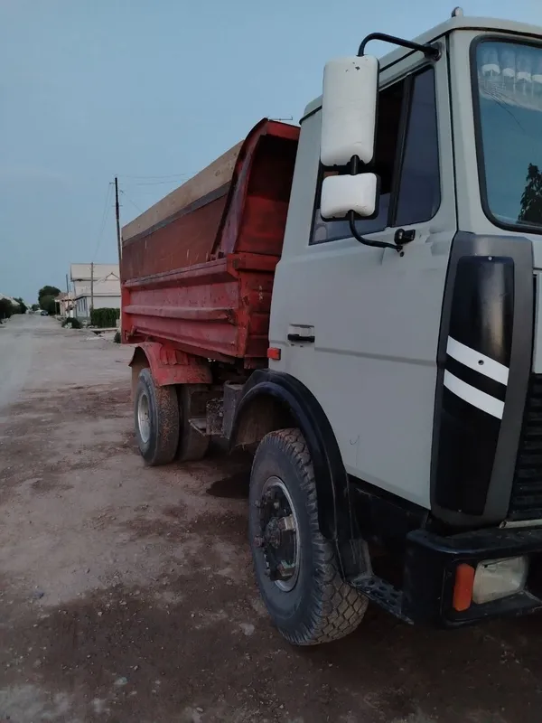 MAZ srochno sotiladi 1