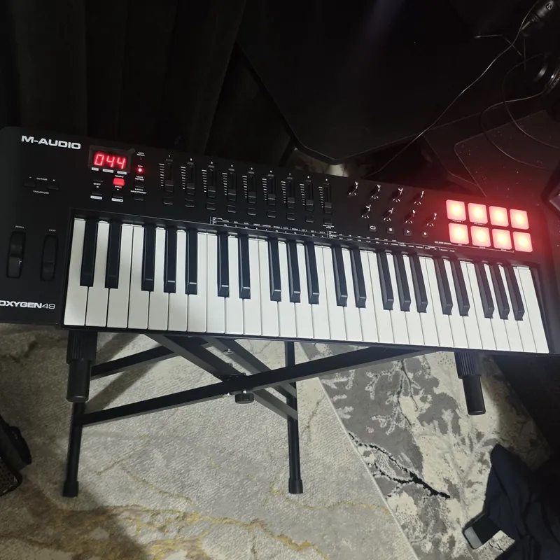 M-Audio Миди контроллер Oxygen MKV 49 2 M-Audio Миди контроллер Oxygen MKV 49 2