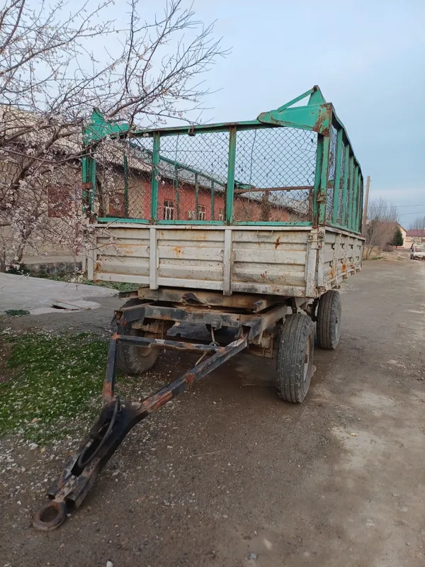 holati yaxshi 2 ta tirkamasi bor