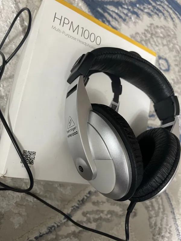 Behringer UM2 Behringer HPM1000 BM800 ideal xolatda — фото 1