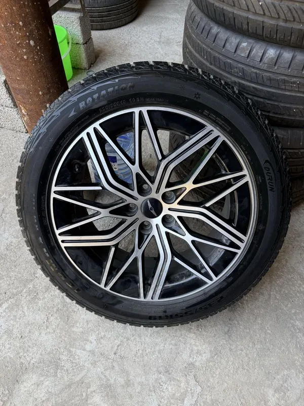 R19 Genesis G 90 deska arginal 1