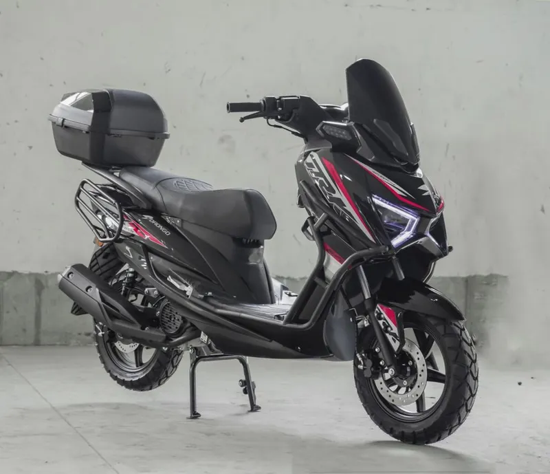 Yamaha S Max 150cc 1 Yamaha S Max 150cc 1