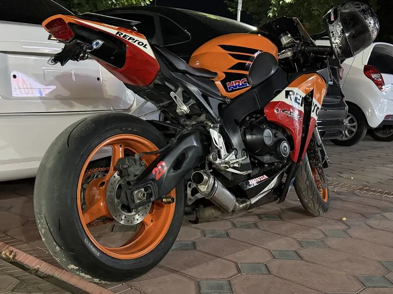 SOTILADI !!! Honda cbr 1000rr 3