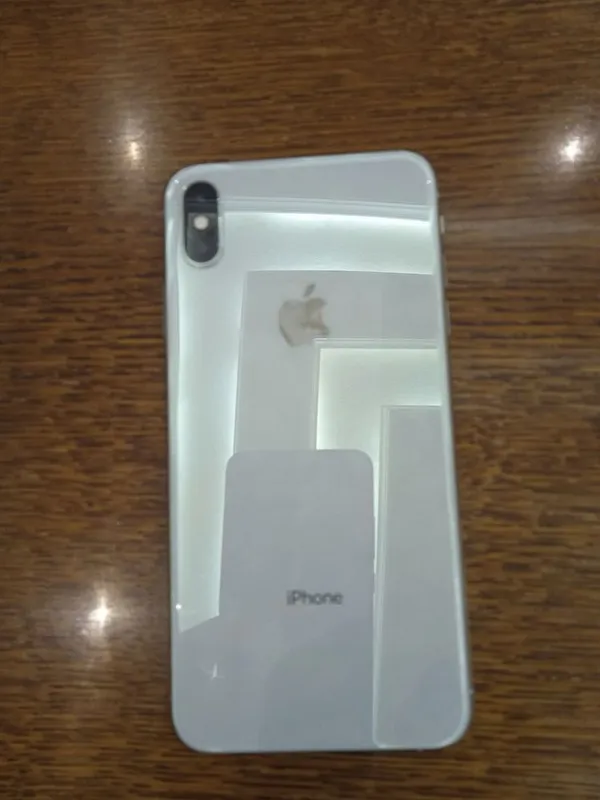 IPhone (10) XS MAX 1 IPhone (10) XS MAX 1