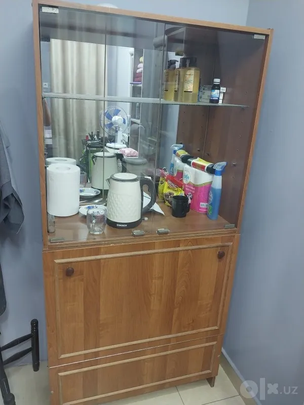 Продаётся шкаф с полками 2 Продаётся шкаф с полками 2