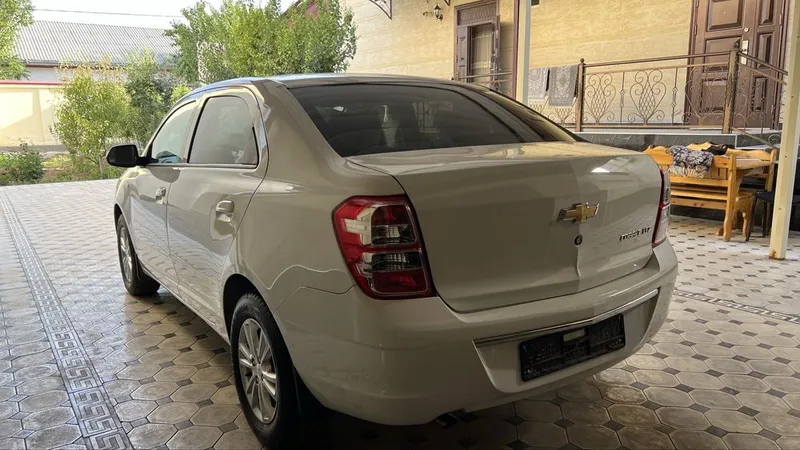Chevrolet Cobalt 6