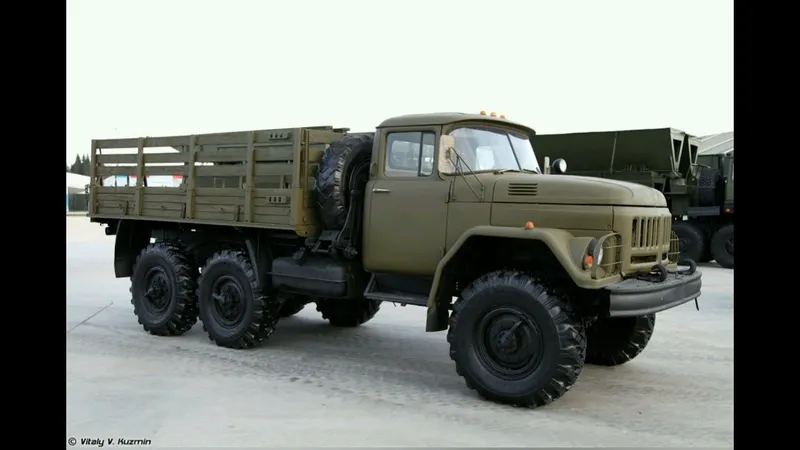 Zil 31 rama noldan yigʻilgan Ural mator 131. Narxi 8 .500.kelishamiz