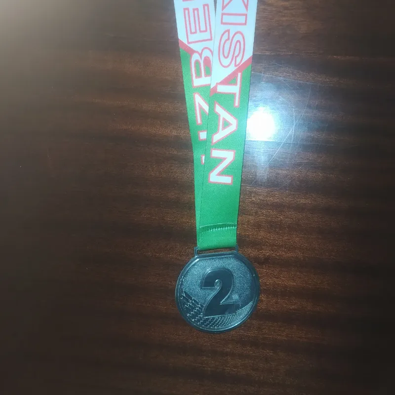 2 oʻrinli medal