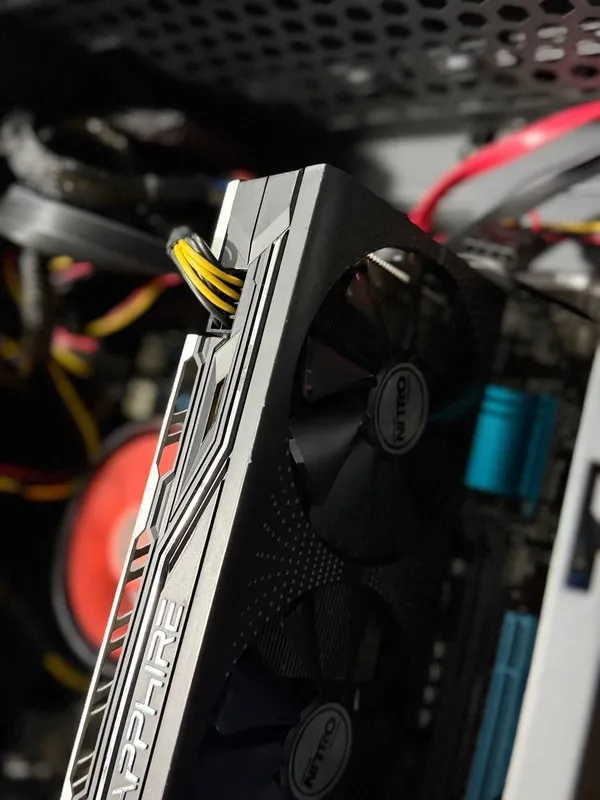 rx 470 videokarta 4