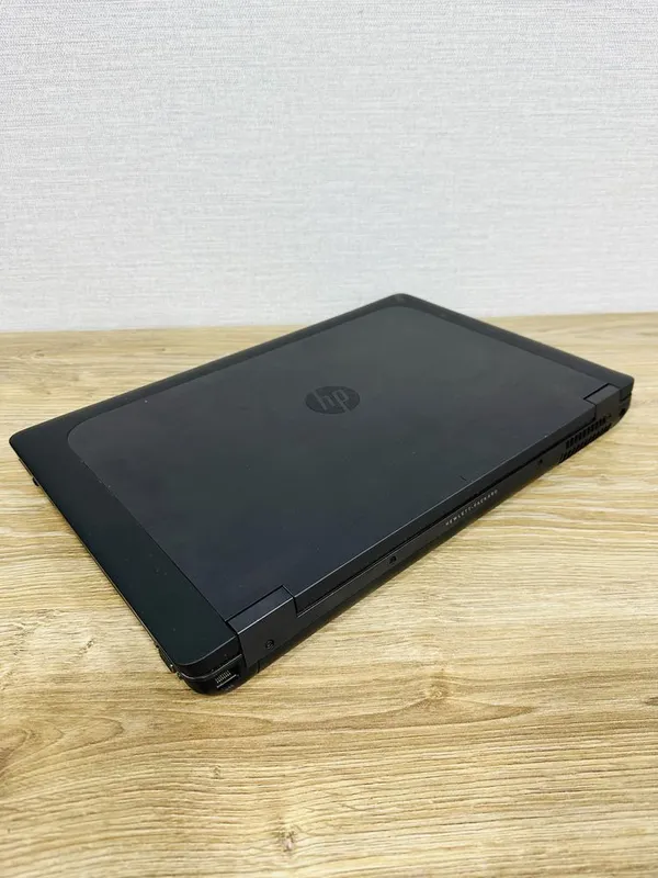 HP Core i7, 8 yadroli, katta ekran, kuchli videokarta, ideal holatda 8 HP Core i7, 8 yadroli, katta ekran, kuchli videokarta, ideal holatda 8