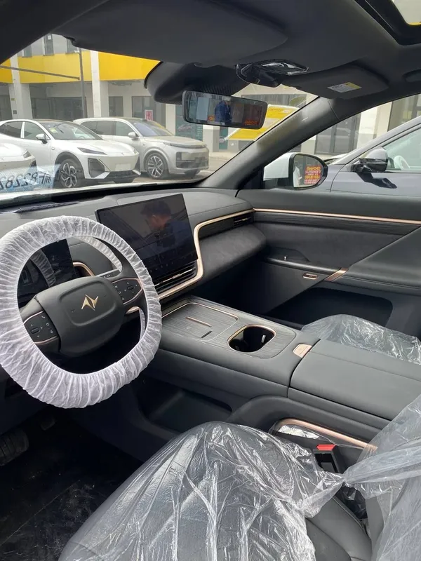 **Dongfeng EP 008 ultra Restyling 2026 ELIT KOMPLEKT — фото 2