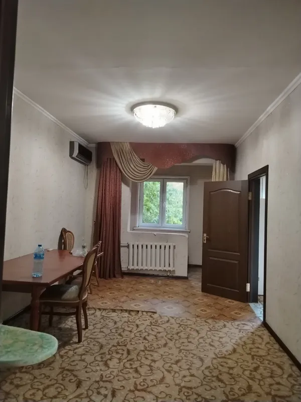 Продаётся просторная 3-комнатная квартира с мебелью и техникой, 3/5, рядом с метро (400 м) 6 Продаётся просторная 3-комнатная квартира с мебелью и техникой, 3/5, рядом с метро (400 м) 6