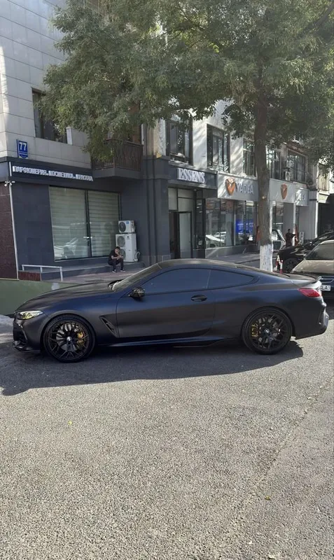 sotuvda BMW M850i 4 sotuvda BMW M850i 4