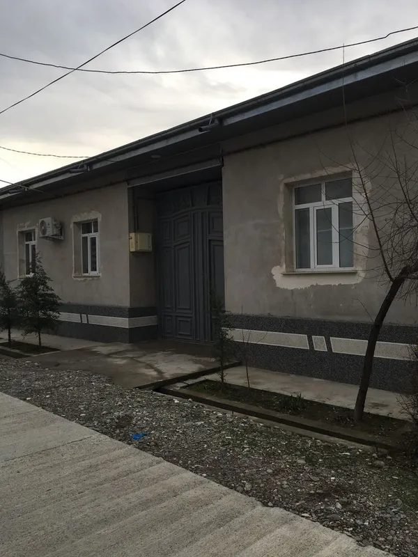 Jizzax shahar markazida shinam hovli sotiladi! — фото 1