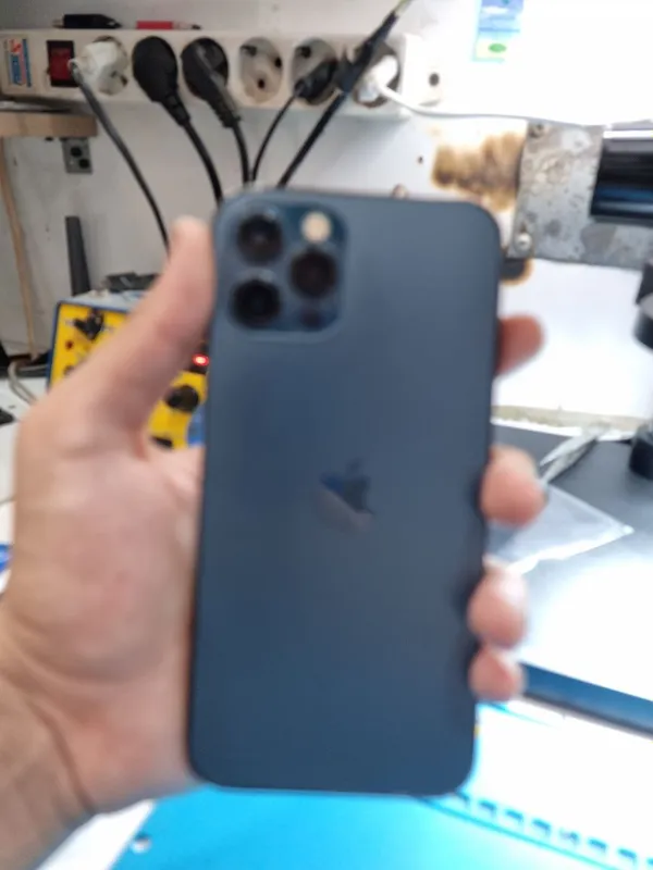 Iphone 12 pro blue 1