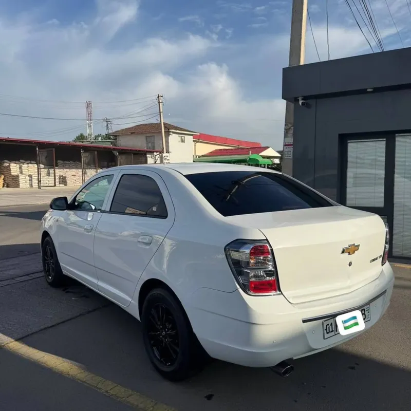 Cobalt 2025 год, краска midnight, чистая 3