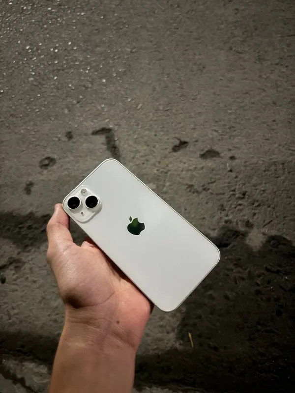 Iphone 13 память 128, ёмкость 73%, нет царапин, не вскрывался 2