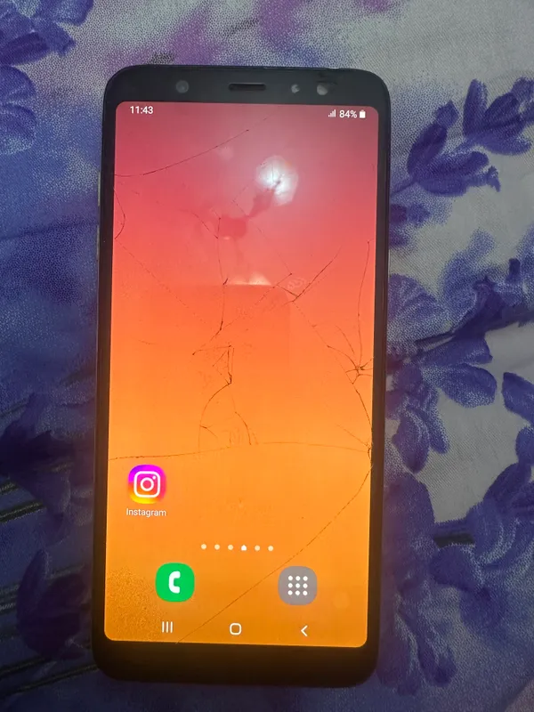 Samsung iwlatilgan karopkasi yok ishliydi — фото 1