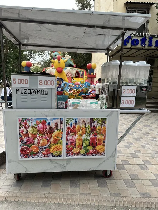 Tayyor biznes sotiladi Muzqaymoq aparati, suv aparati va aravachasi 2 Tayyor biznes sotiladi Muzqaymoq aparati, suv aparati va aravachasi 2