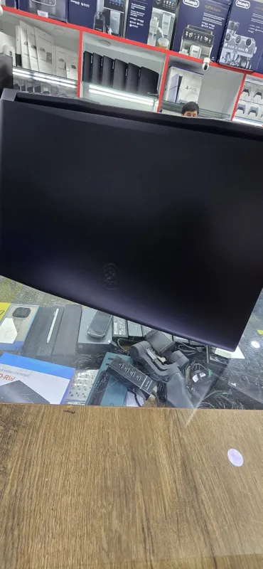MSI Katana GF76 17.3 1