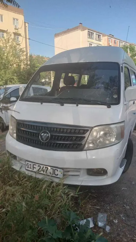 Фотон микроавтобуси сотилади 1