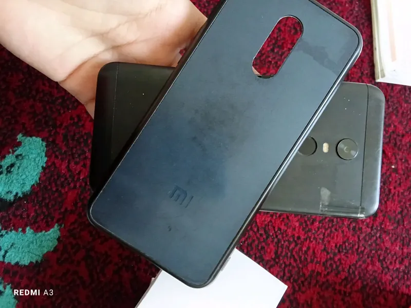redmi 5+ hotra 4ga64gb chihol bor bolalarga boladi 1 redmi 5+ hotra 4ga64gb chihol bor bolalarga boladi 1
