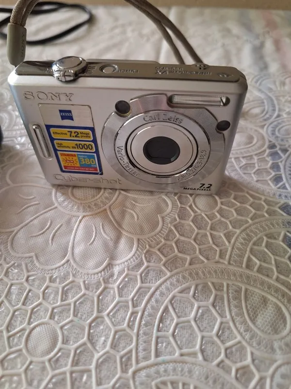 Sony digital still camera — фото 1 Sony digital still camera — фото 1