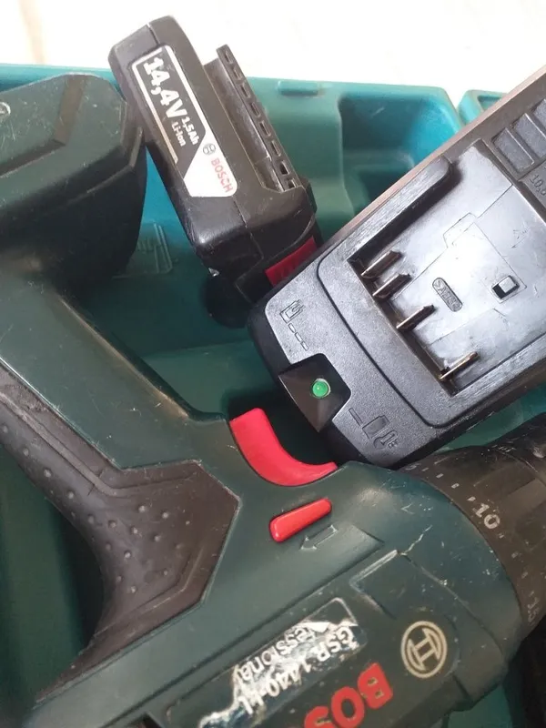 шуруповёрт Bosch 2 шуруповёрт Bosch 2