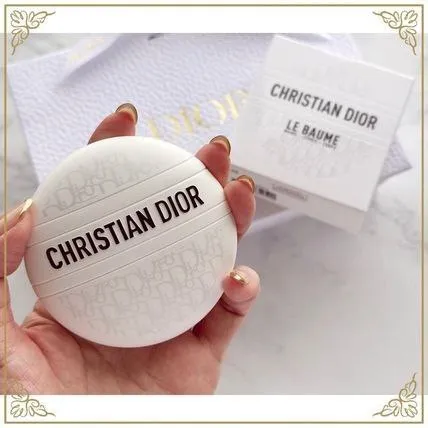 CRISTIAN DIOR
