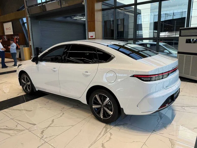 BYD Chazor 120km Flagship в НАЛИЧИИ имеется в РАССРОЧКУ в BYD ROHAT 3 BYD Chazor 120km Flagship в НАЛИЧИИ имеется в РАССРОЧКУ в BYD ROHAT 3