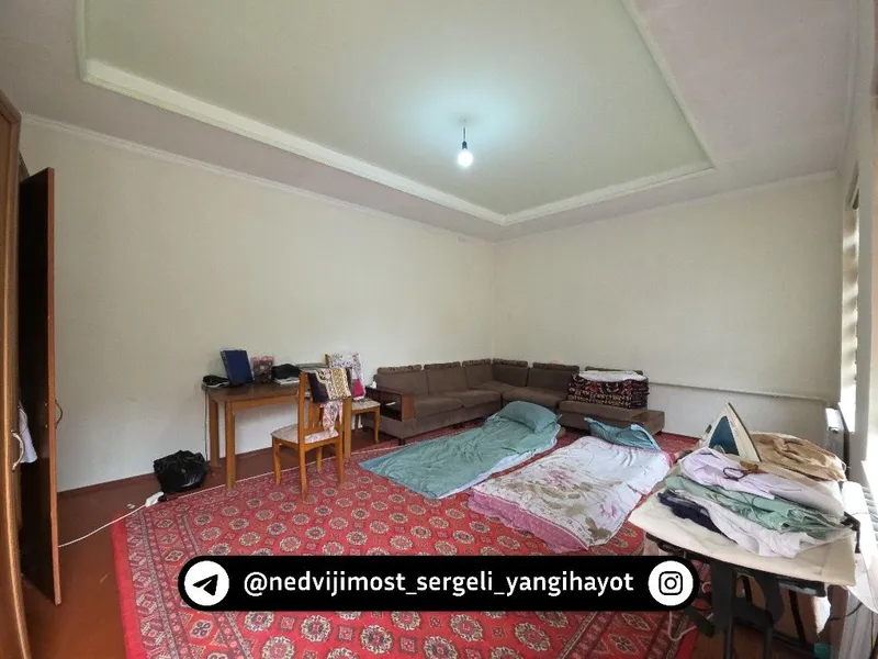 Chortok mahallasi, asosiy yo‘l bo‘yida yer uchastkasi 4 sotix (18 m × 22 m) 5