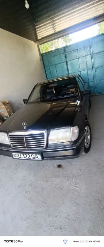Мерседес Бенз W 124 E300 2 Мерседес Бенз W 124 E300 2
