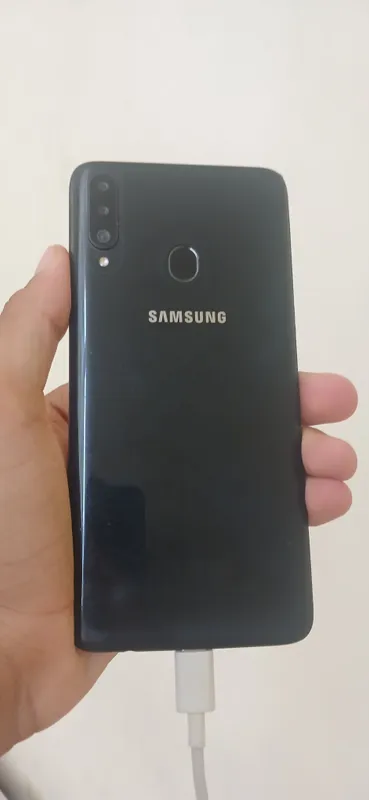 Samsung A20s