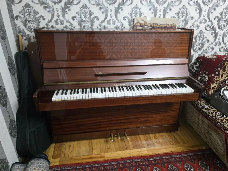 Продам срочно пианино 5 Продам срочно пианино 5