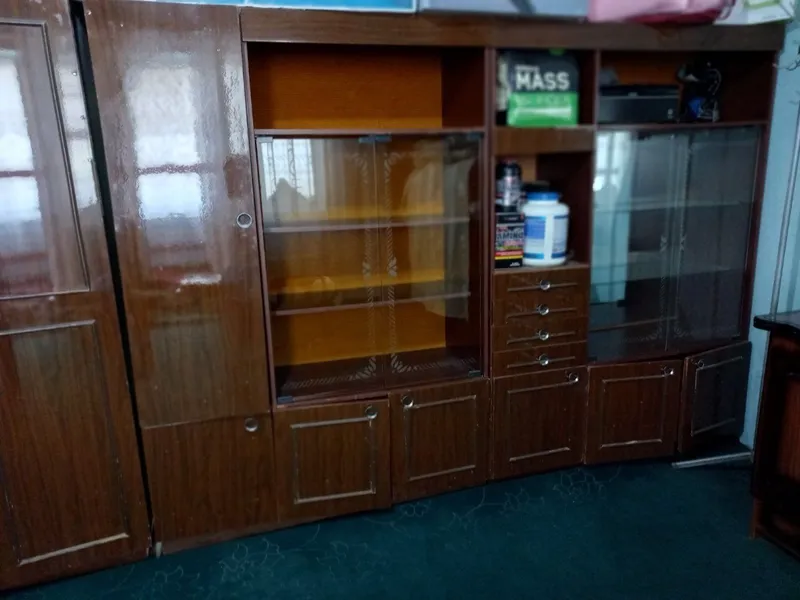 Shkaf Sotiladi Narxi 800ming 2
