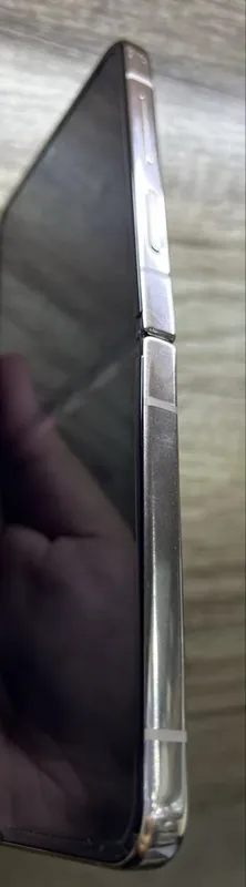 Продам Samsung Galaxy Z Flip 4 Pink Gold б/у 256 ГБ, экран не работает 6 Продам Samsung Galaxy Z Flip 4 Pink Gold б/у 256 ГБ, экран не работает 6
