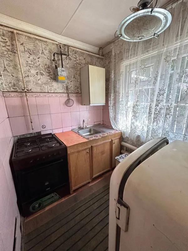 2/1/2 Кадышева базар !деревянные дома, аренда 350 $ — фото 3