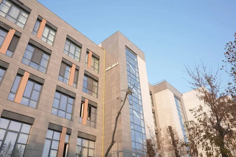 Офисы в Business Park: 1,8 га, зелёный двор и развитая инфраструктура — фото 2 Офисы в Business Park: 1,8 га, зелёный двор и развитая инфраструктура — фото 2