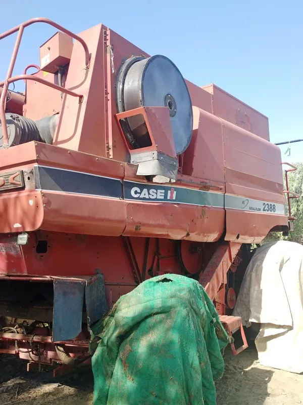 Kombayn Case 2388 3 Kombayn Case 2388 3