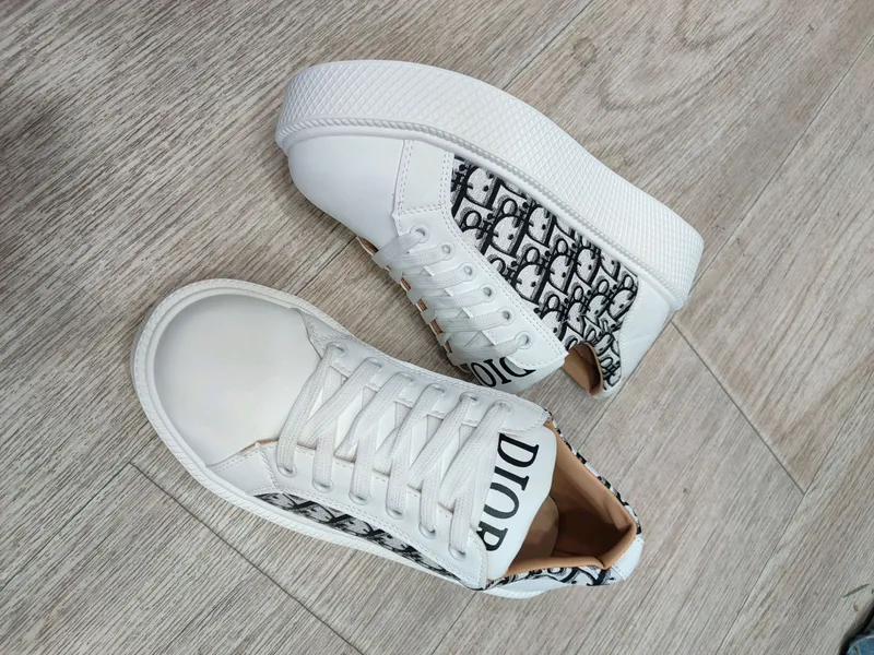 Кроссовки DIOR 3 Кроссовки DIOR 3