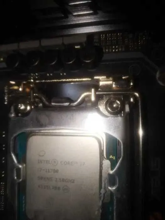 Продам СРОЧНО ASUS TUF GAMING Z590++Intel Core i7-11700 6 Продам СРОЧНО ASUS TUF GAMING Z590++Intel Core i7-11700 6