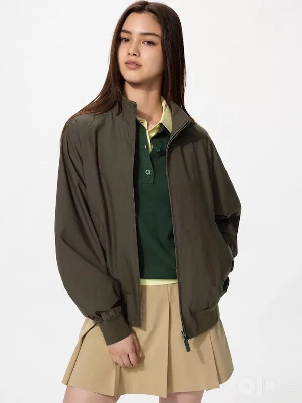 Uniqlo jascet. Yangi. Umuman kiyilmagan. L size 2 Uniqlo jascet. Yangi. Umuman kiyilmagan. L size 2