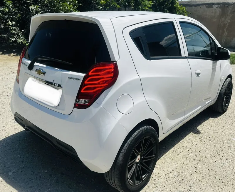 Spark 19 polniy radnoy