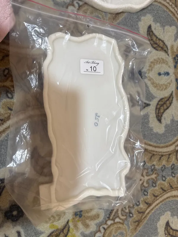 Selekon qoliplar bor bir nechta rasmdan tashqari