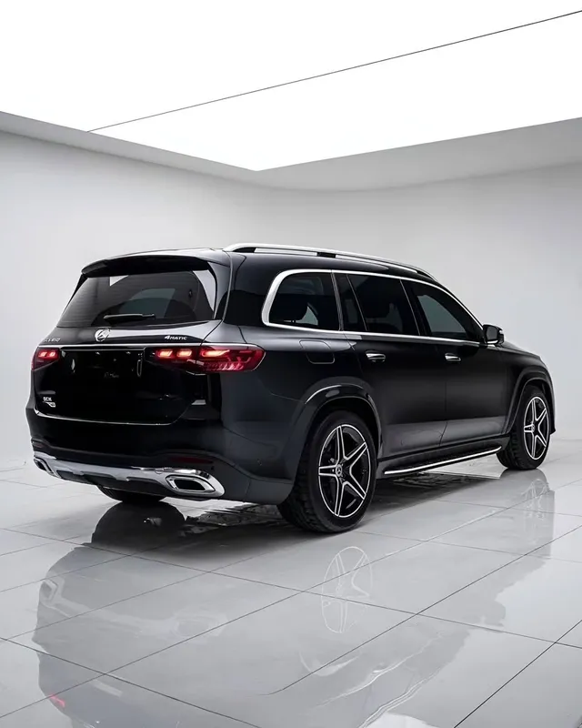 Mercedes-Benz GLS 450 2 Mercedes-Benz GLS 450 2
