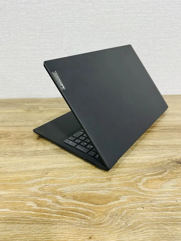 Lenovo V15 новый ноутбук 12 Поколения для Учебы, Офиса и Бухгалтерии 3 Lenovo V15 новый ноутбук 12 Поколения для Учебы, Офиса и Бухгалтерии 3