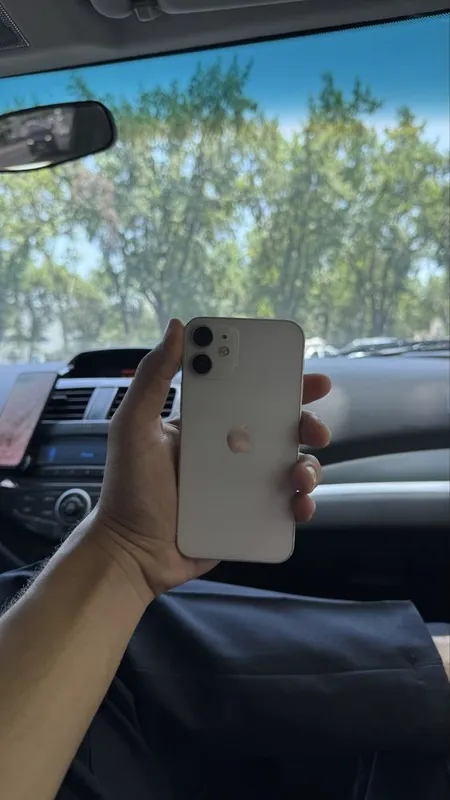 iphone 12 mini yaxwi holatda ochlmagan radnoy hamasi 1