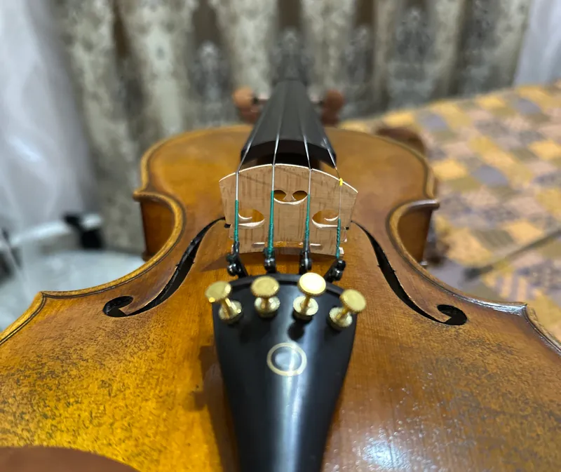 Italiyalik usta yasagan 4/4 Amati skripkasini sotaman 6