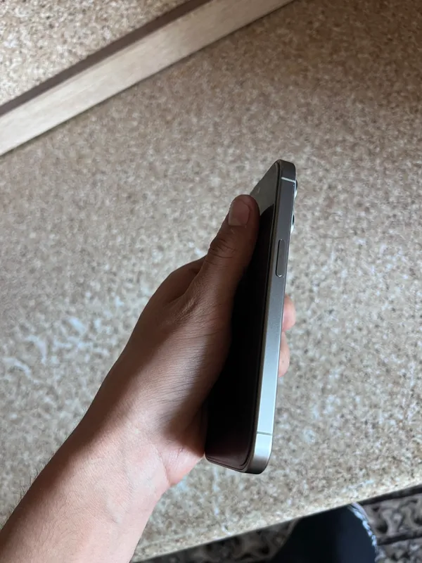 Iphone 15 pro 1