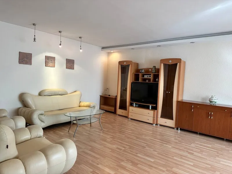 5 xonali kvartira, 100 m2, Mirzo Ulug'bek 8